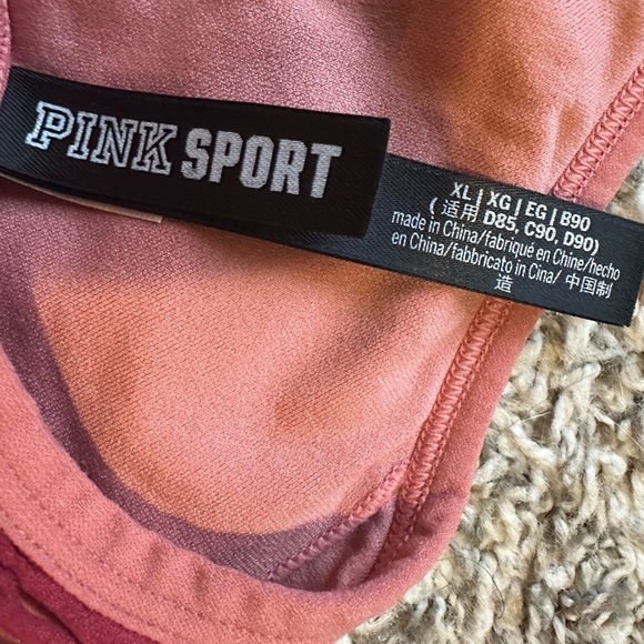 VS Pink Seamless Sports Bra - Picture 8 of 9